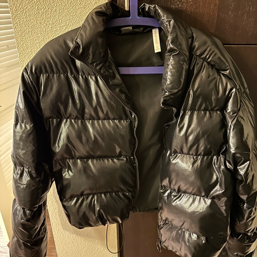 Fabletics Black Shiny Puffer Jacket Size M